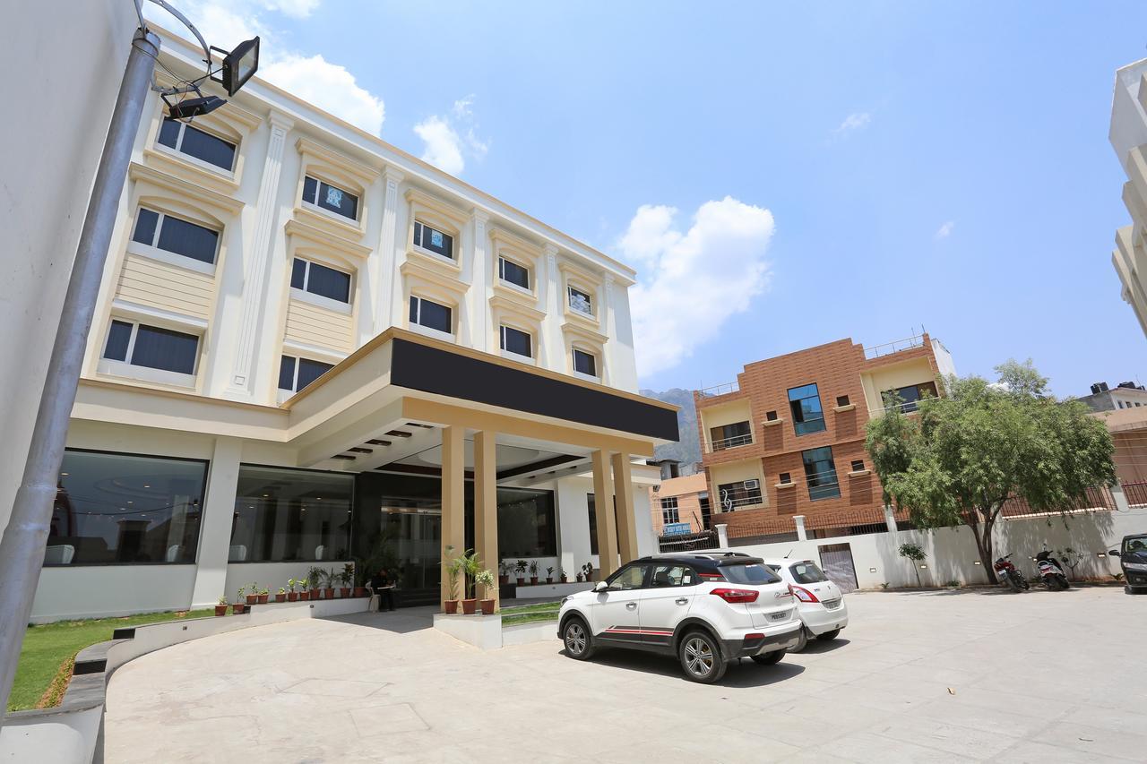 Hotel The Royal Krishna Katra  Exterior photo